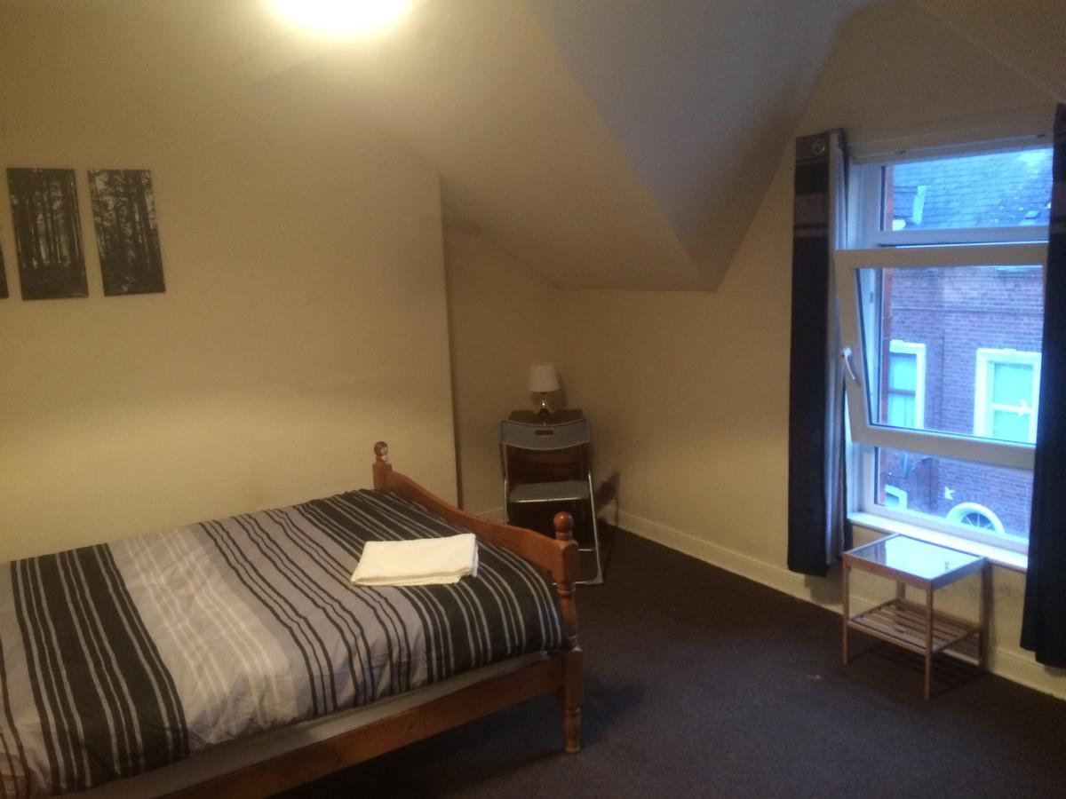 Michaels Place Bed & Breakfast Белфаст Екстериор снимка